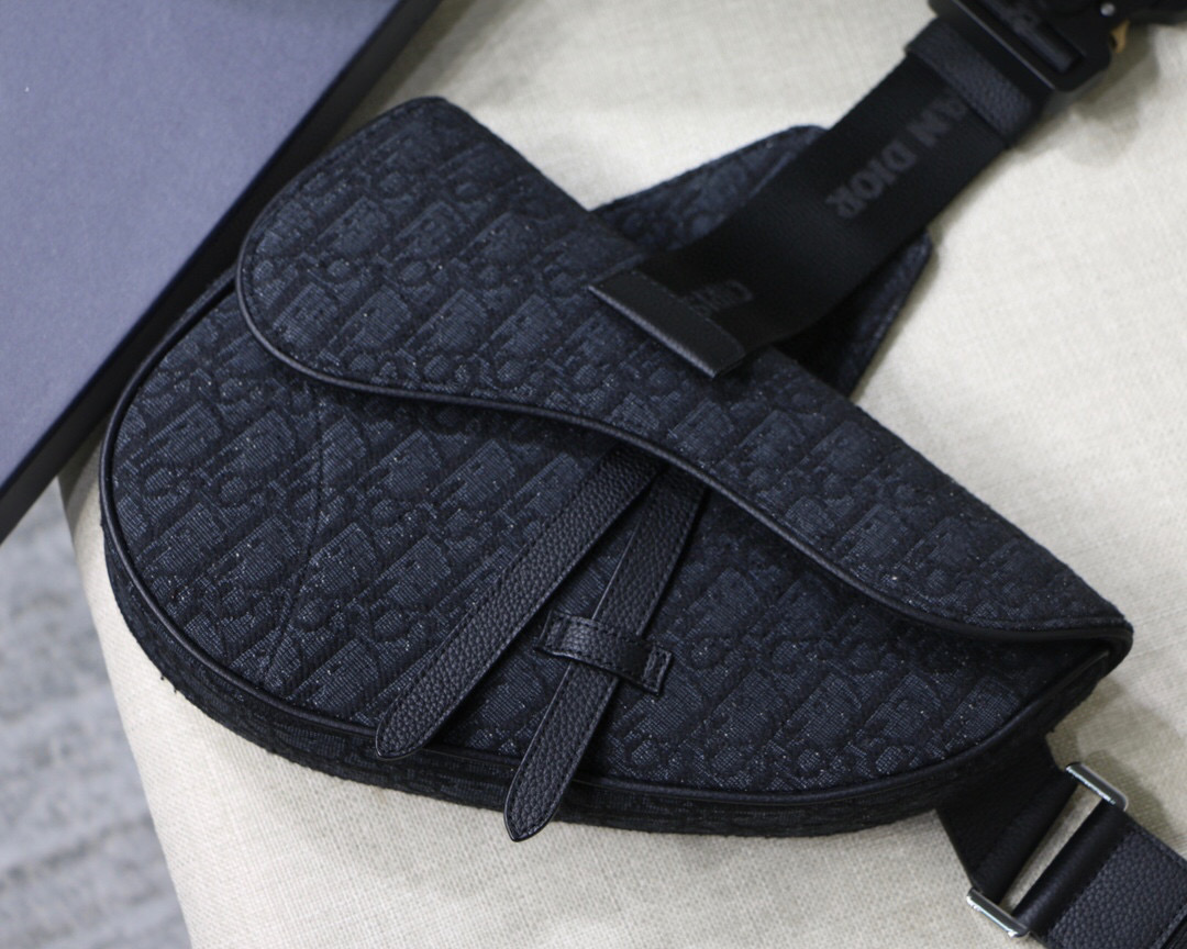 디올 새들 백 남녀공용 가방