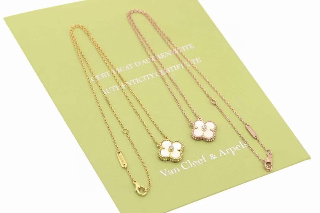 반클리프앤아펠 목걸이 2컬러