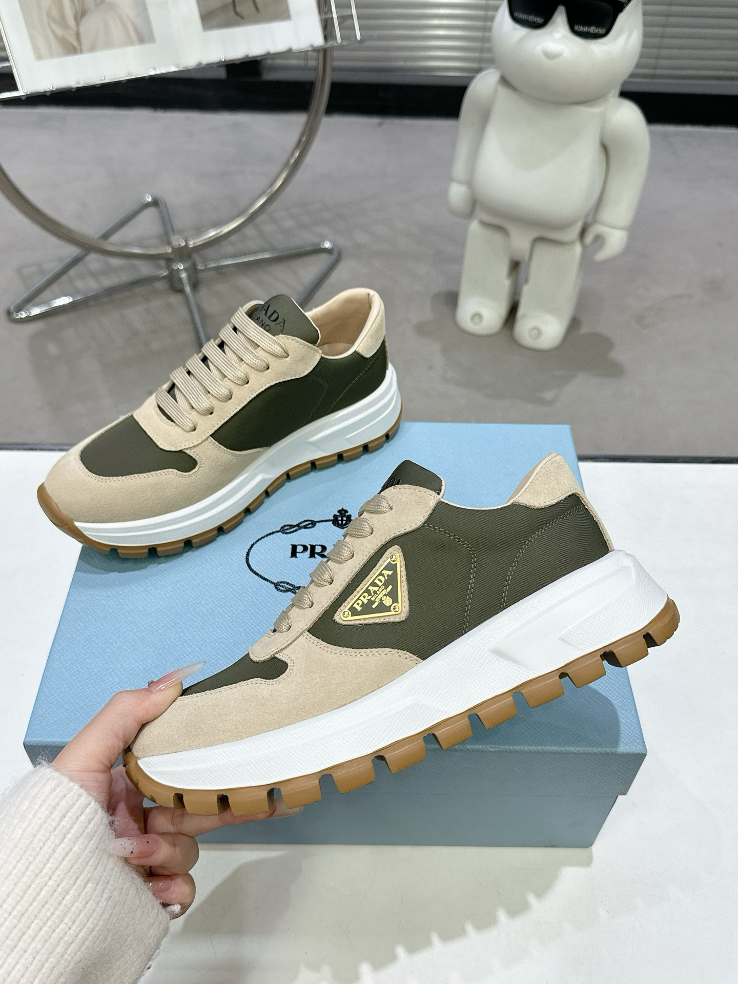 프라다 여자 스니커즈 신발 운동화