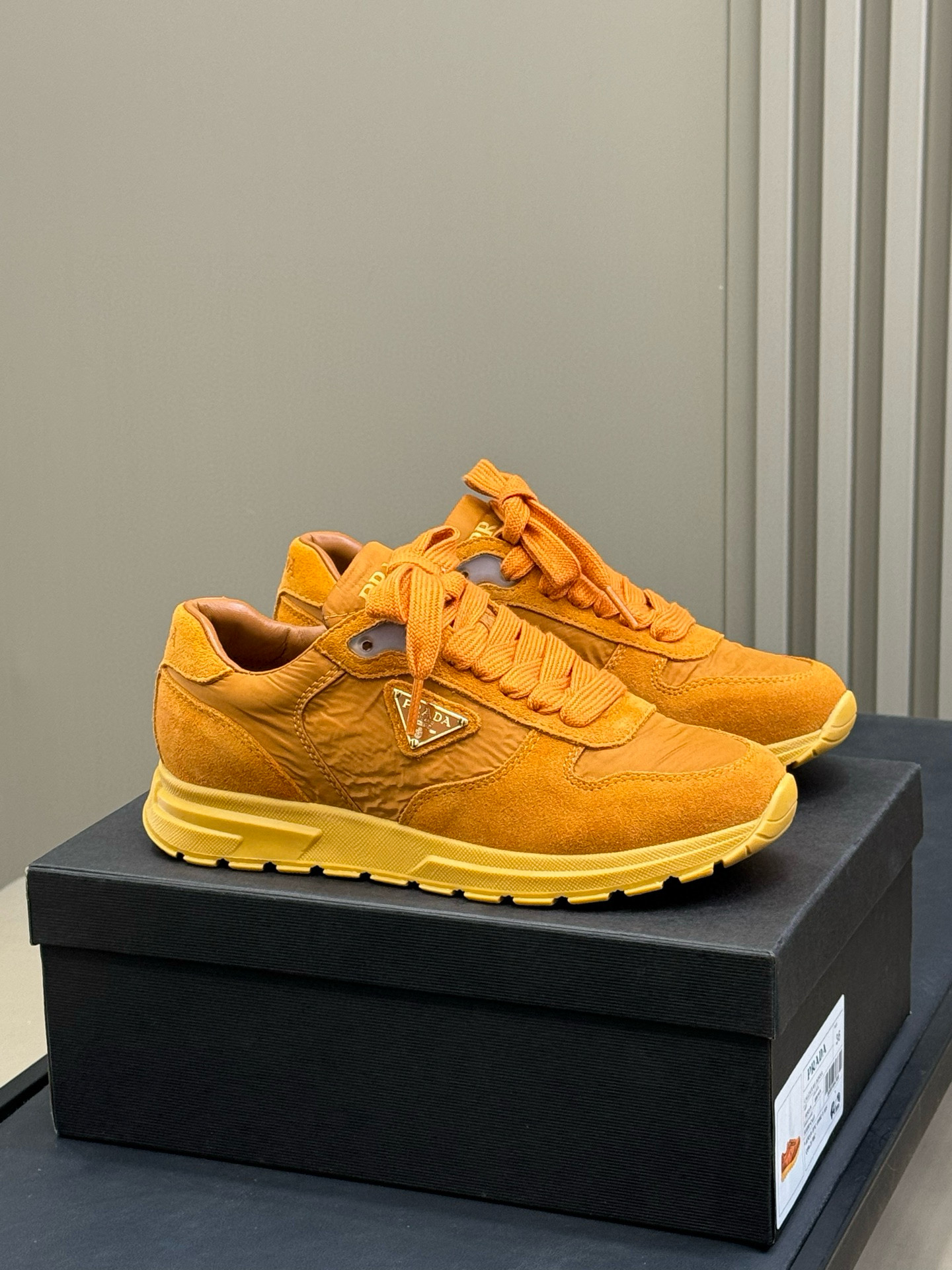 프라다 여자 스니커즈 신발 운동화