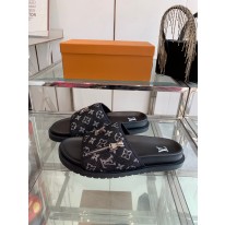 루이비통 남여 공용 슬리퍼