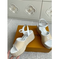 루이비통 여자 샌들 7.5cm