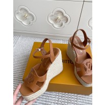 루이비통 여자 샌들 11.5cm