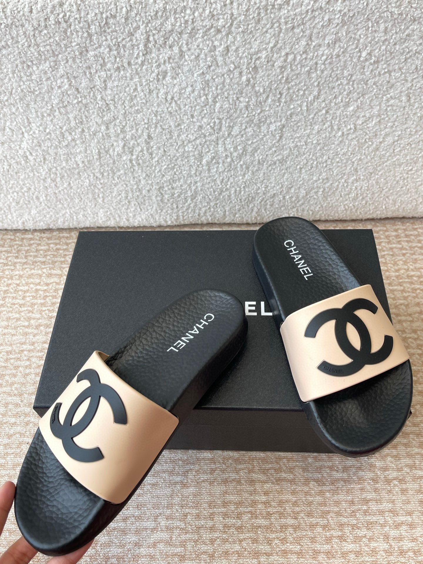 샤넬 여자 슬리퍼