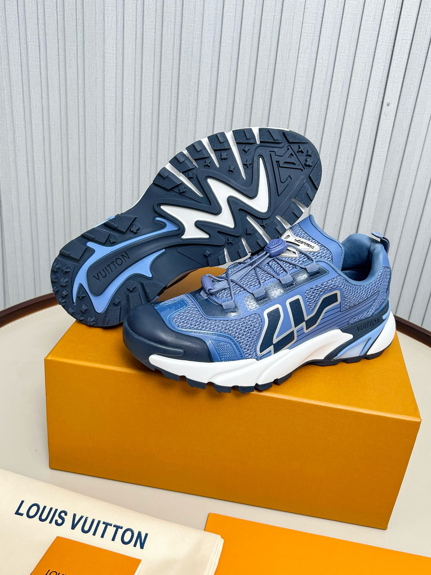 루이비통 4cm 남자 신발 운동화 스니커즈