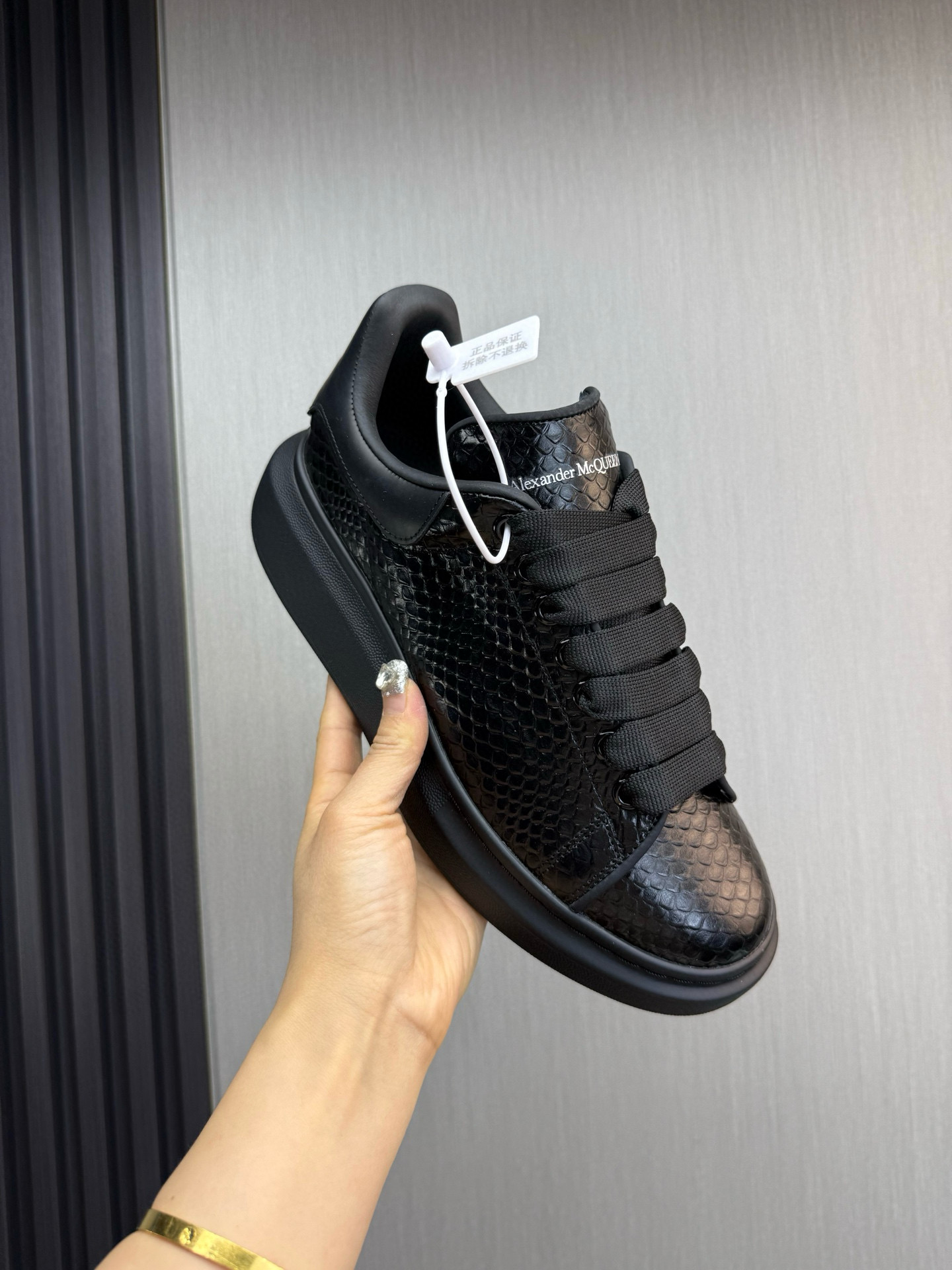 알렉산더 맥퀸 남녀공용 신발 운동화 스니커즈
