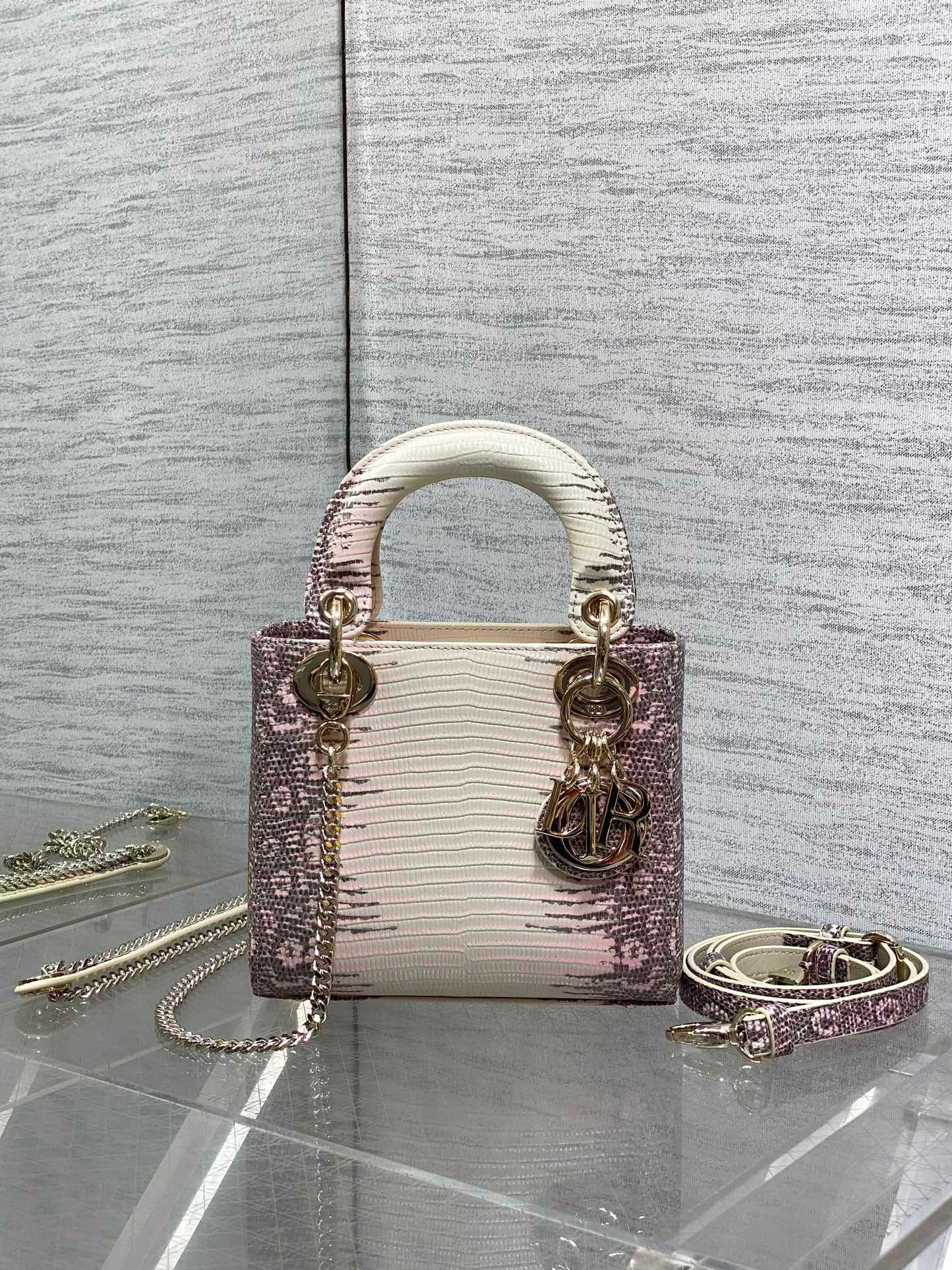 디올 레이디 백 여자가방