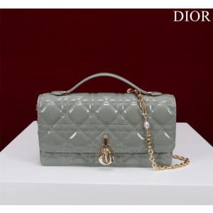 디올 레이디 백 여자가방