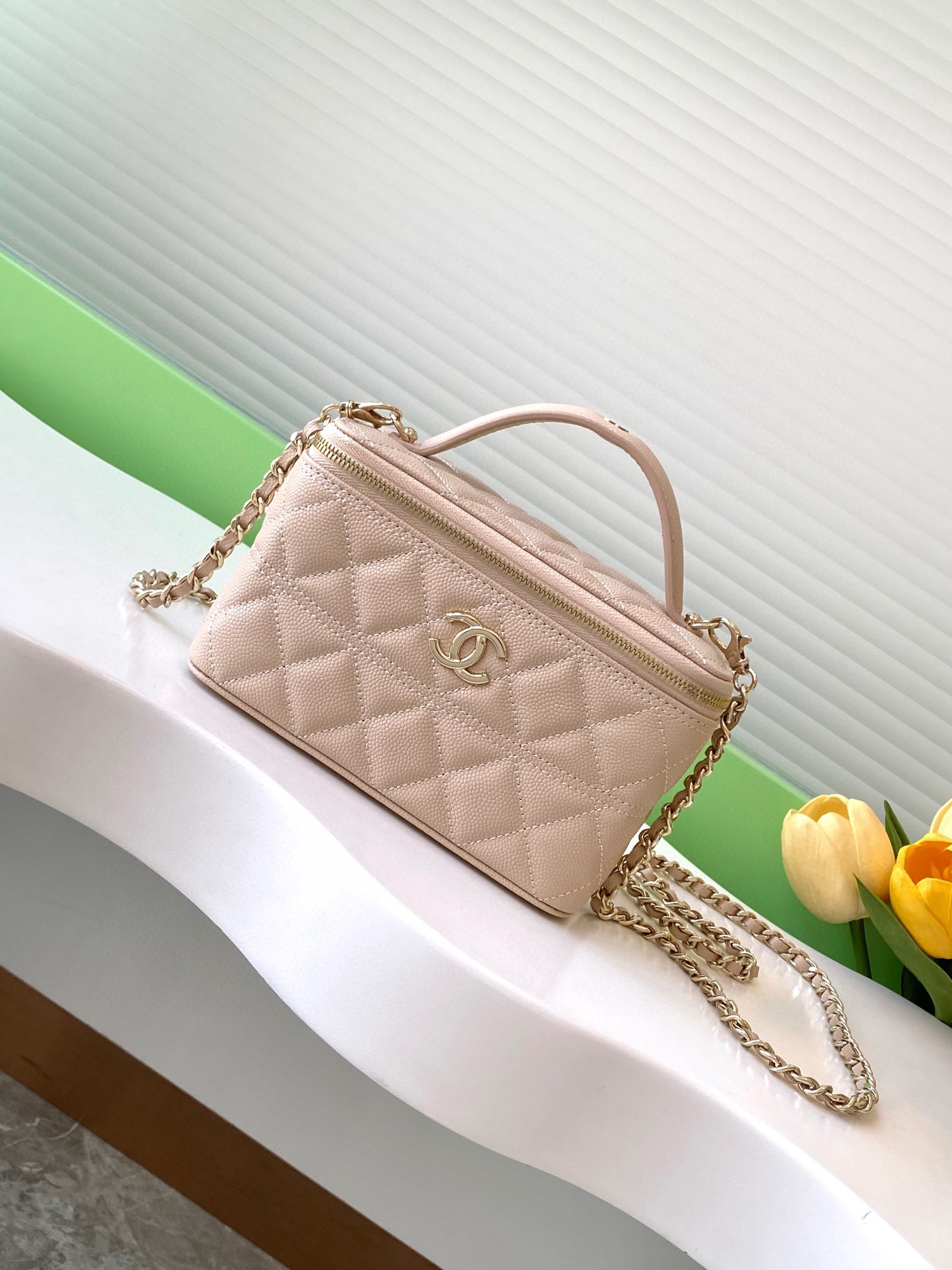 샤넬 여자가방 AP4404