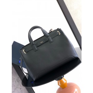디올 서류가방