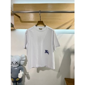 버버리 남자 반팔티