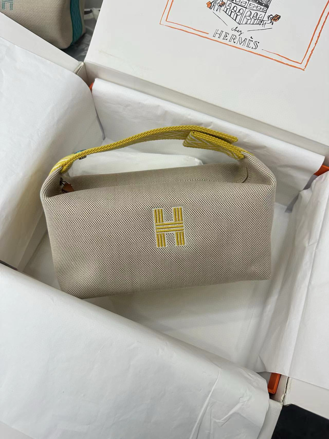 에르메스 브리드 어 브랙 파우치가방