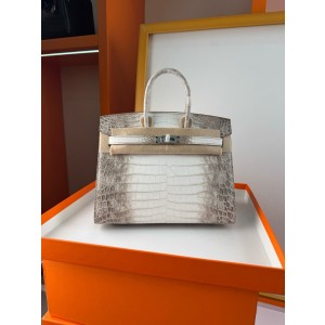 에르메스 퀸의 상징 히말라야 은장 버킨백 25 악어가죽