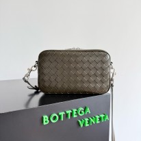 보테가베네타 755923 남자가방