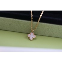 반클리프앤아펠 목걸이