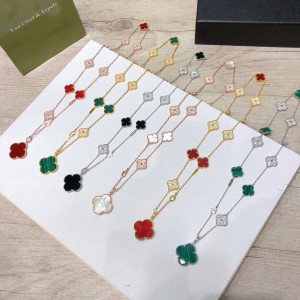 반클리프앤아펠 목걸이