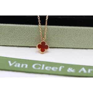 반클리프앤아펠 목걸이