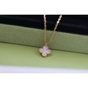 반클리프앤아펠 목걸이