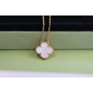 반클리프앤아펠 목걸이