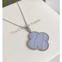 반클리프앤아펠 목걸이