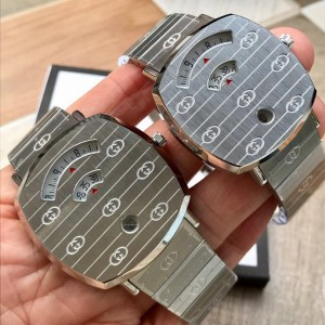 구찌 남자 시계