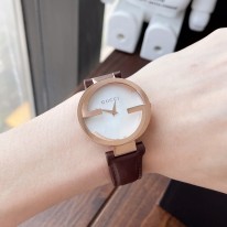 구찌 여자 시계