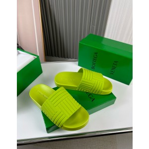 보테가베네타 남녀공용 슬리퍼
