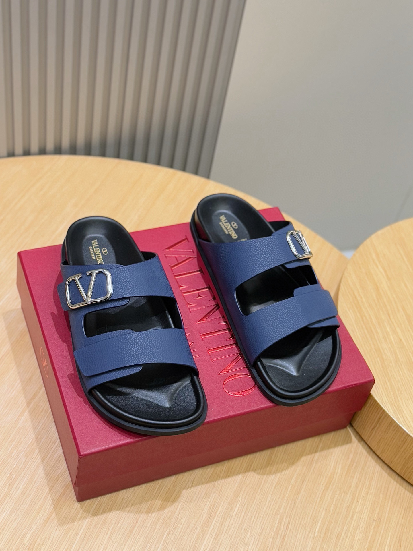 발렌티노 남자 슬리퍼