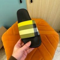버버리 남녀공용 슬리퍼