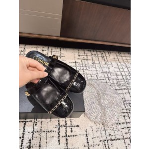 샤넬 여자 슬리퍼