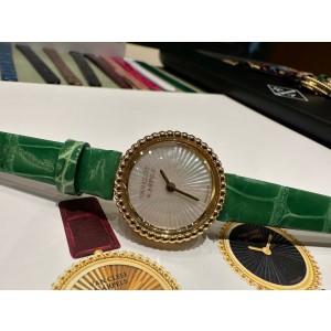 반클리프앤아펠 미러급 여자시계