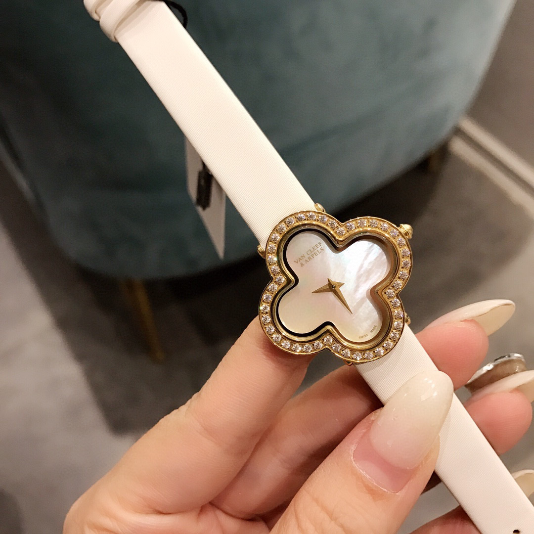 반클리프앤아펠 A급 여자시계