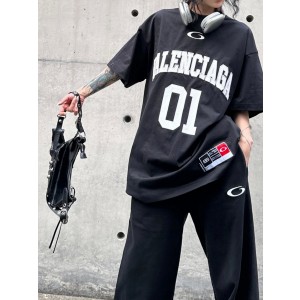 발렌시아가 남녀공용 반팔티