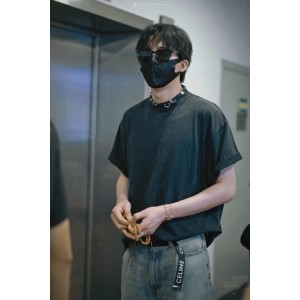 발렌시아가 남녀공용 반팔티