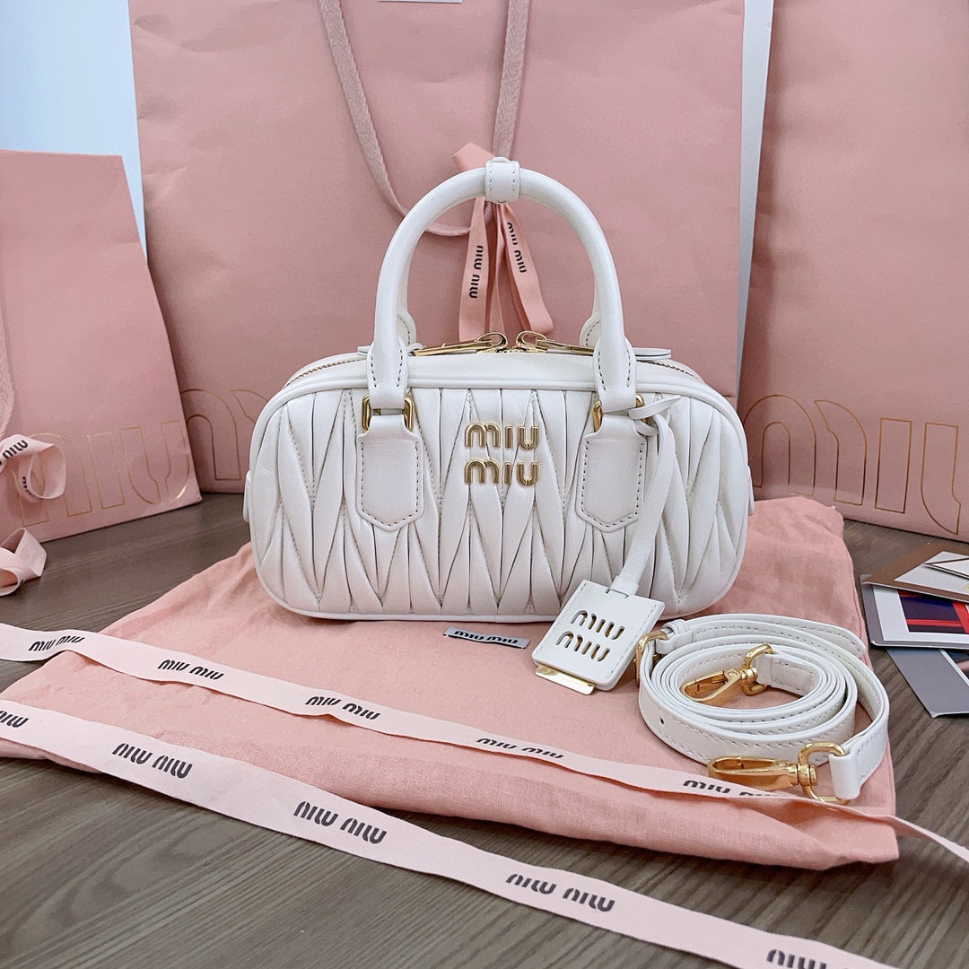 미우미우 5BB142 여자가방