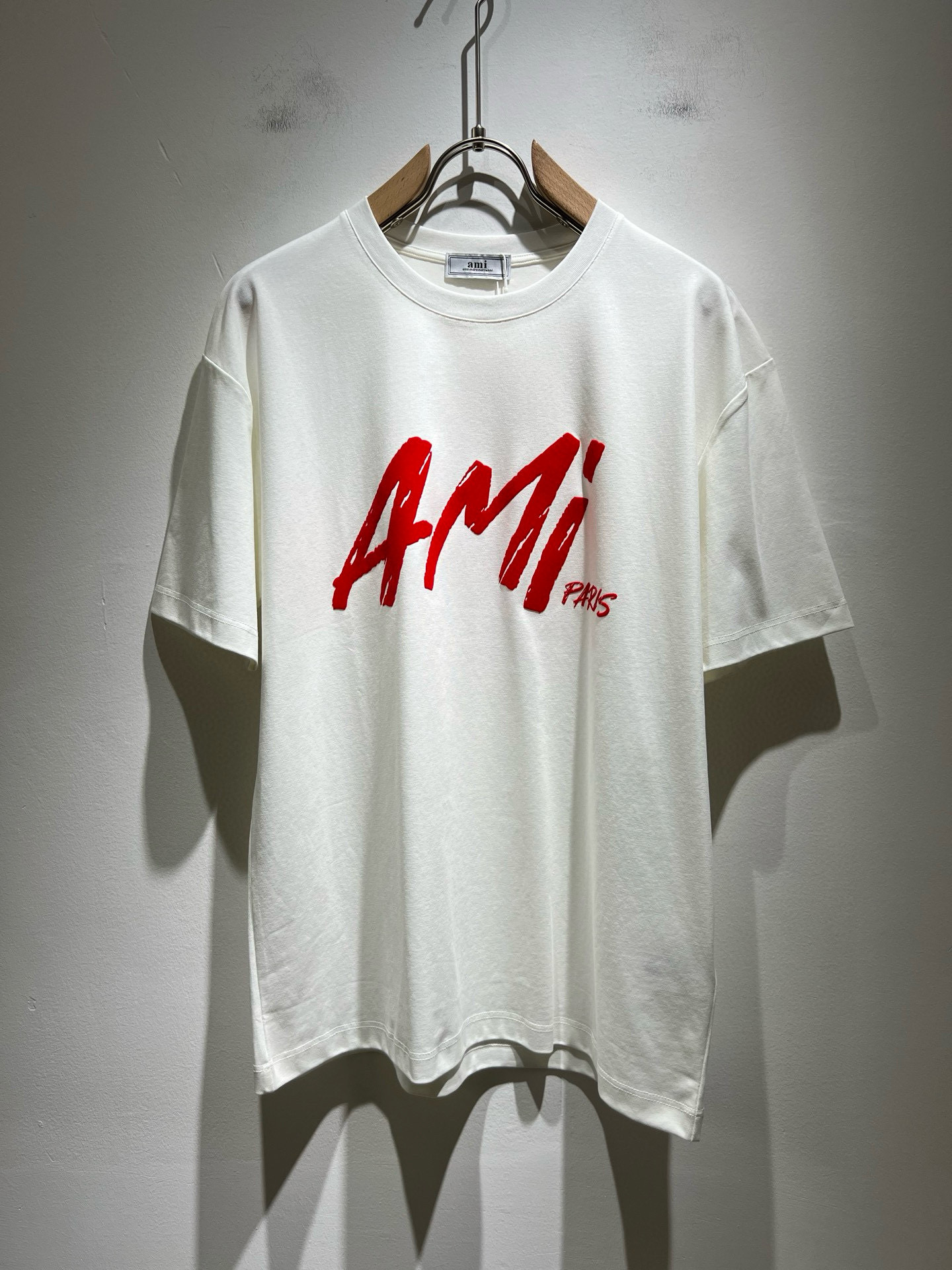 아미 아미리 남자 반팔티