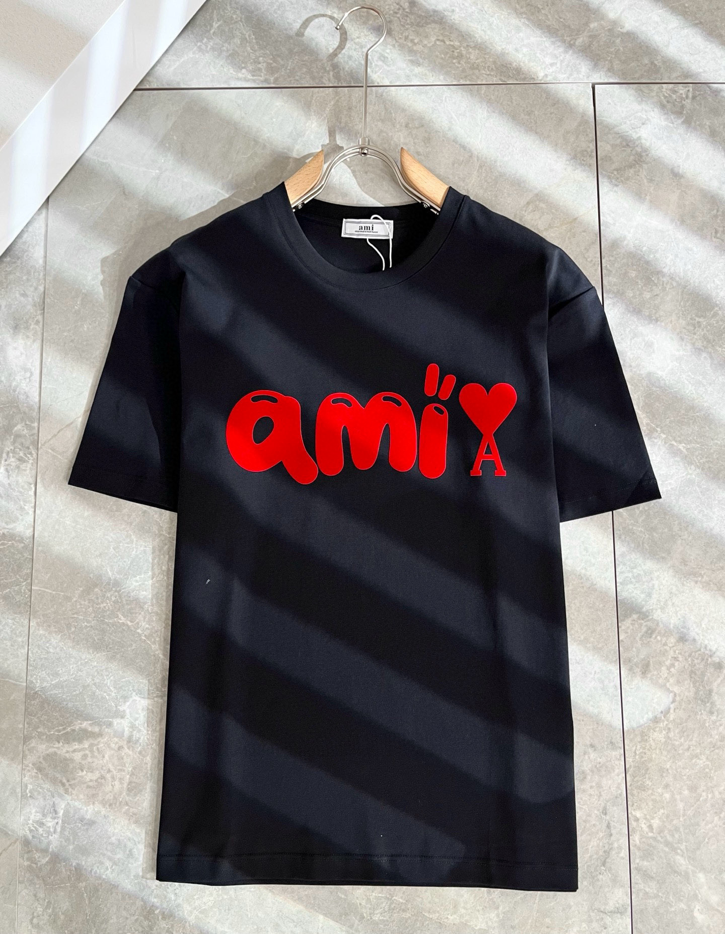 아미 아미리 남자 반팔티