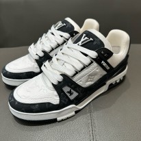 루이비통 트레이너 남녀공용 신발 운동화 스니커즈