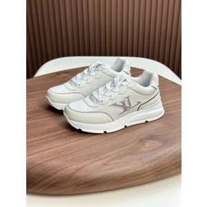 루이비통 트레이너 남자 신발 운동화 스니커즈