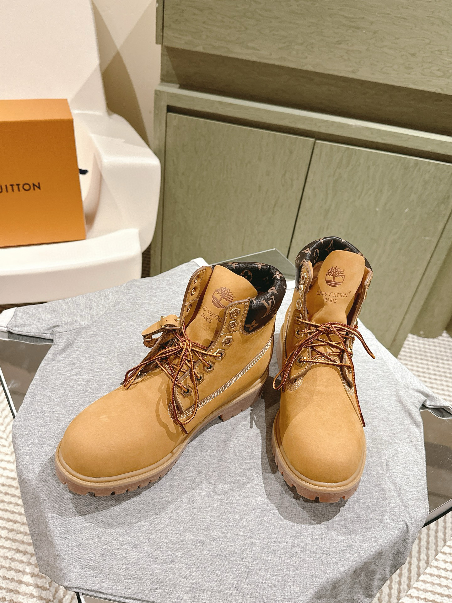 루이비통 5CM 남여공용 부츠