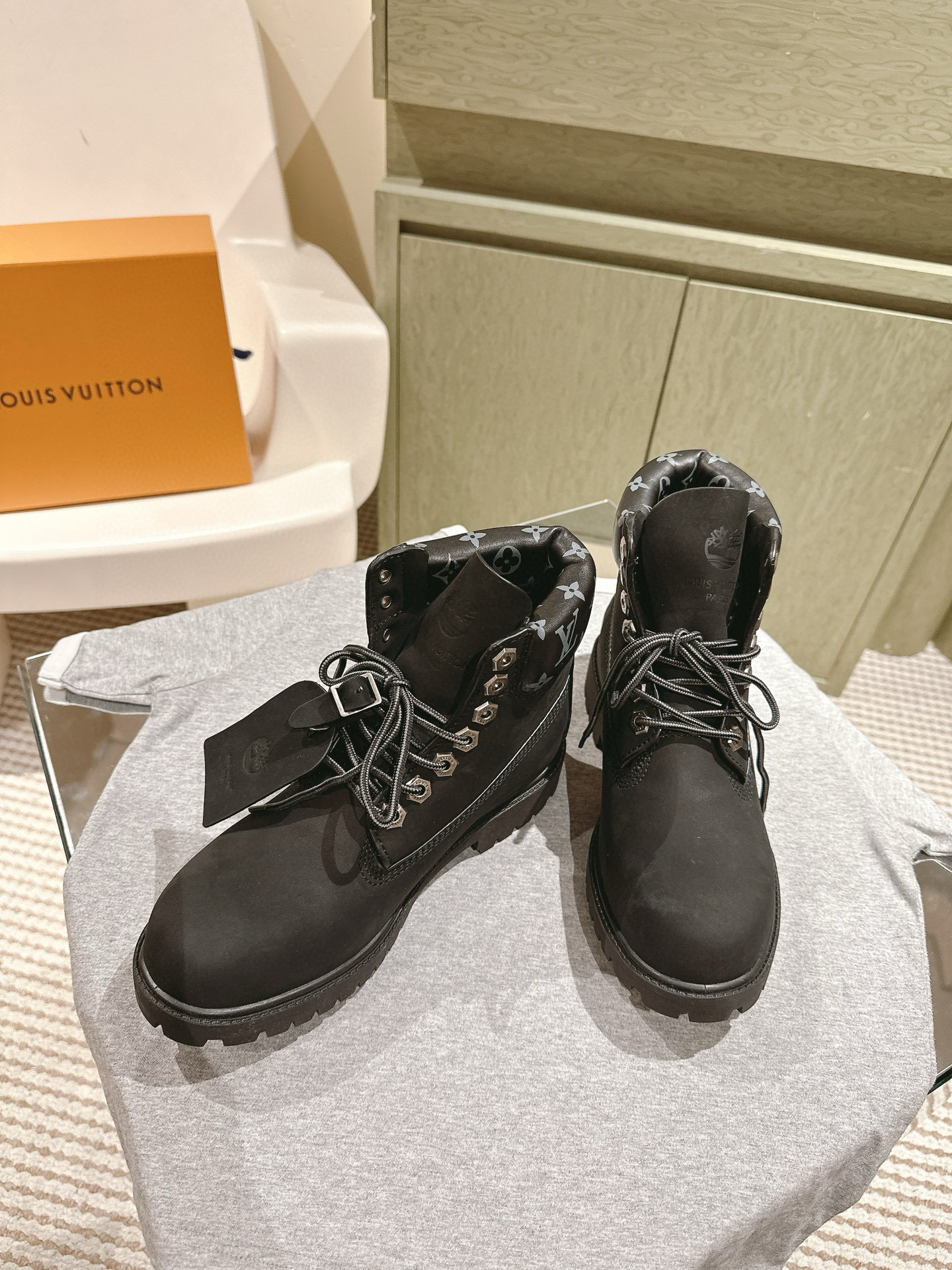 루이비통 5CM 남여공용 부츠