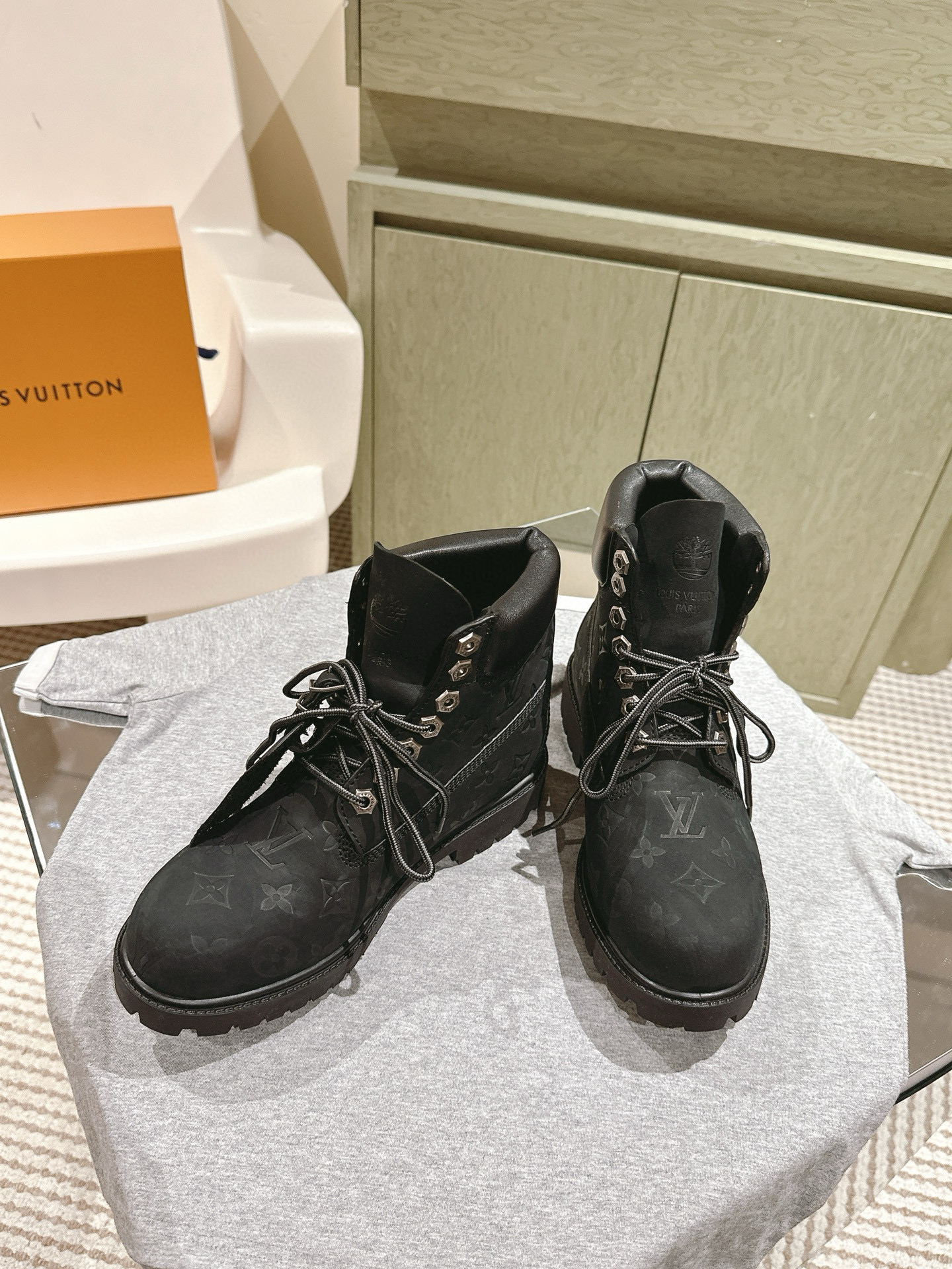 루이비통 5CM 남여공용 부츠