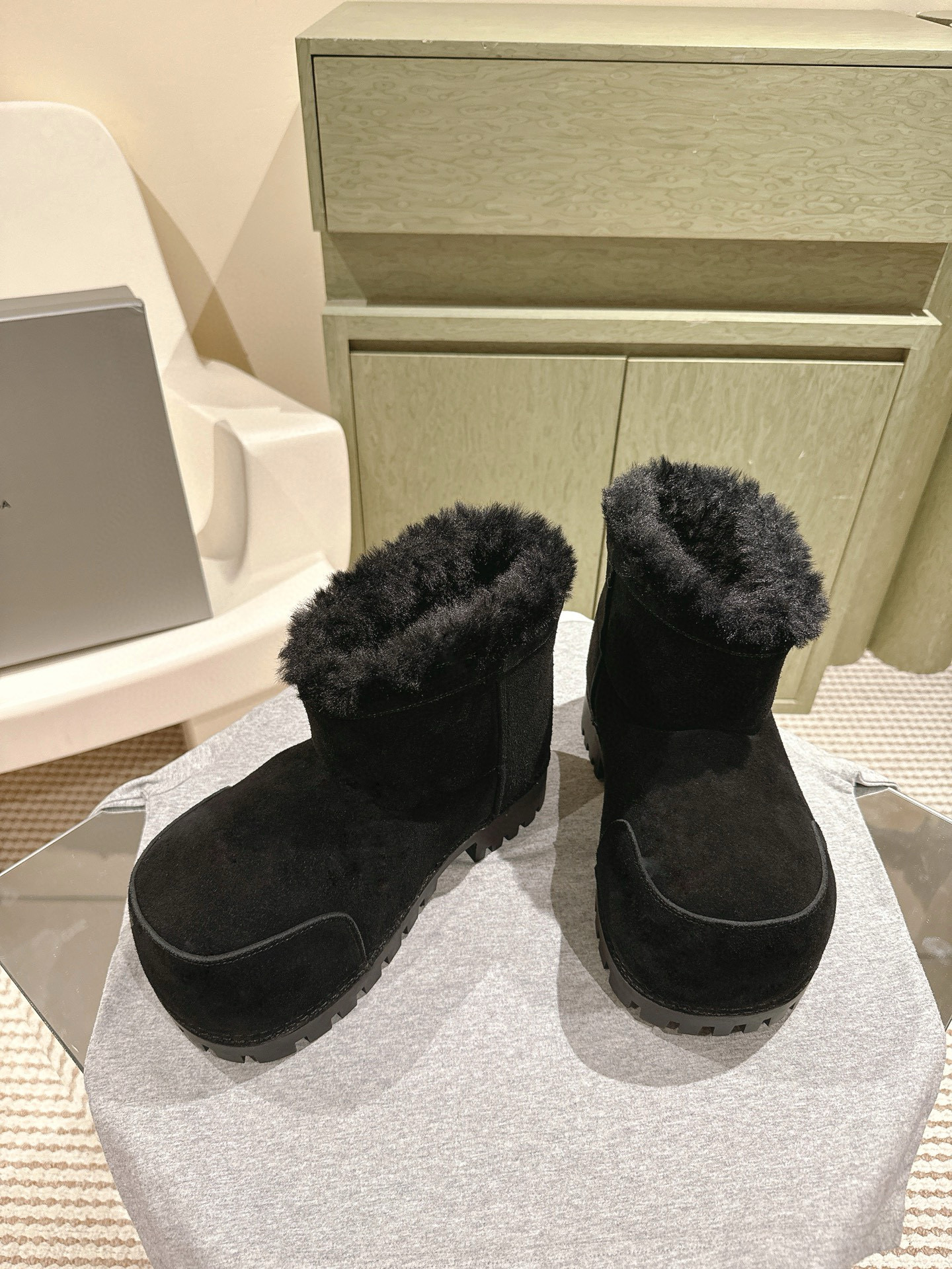 발렌시아가 6CM 남여공용 부츠