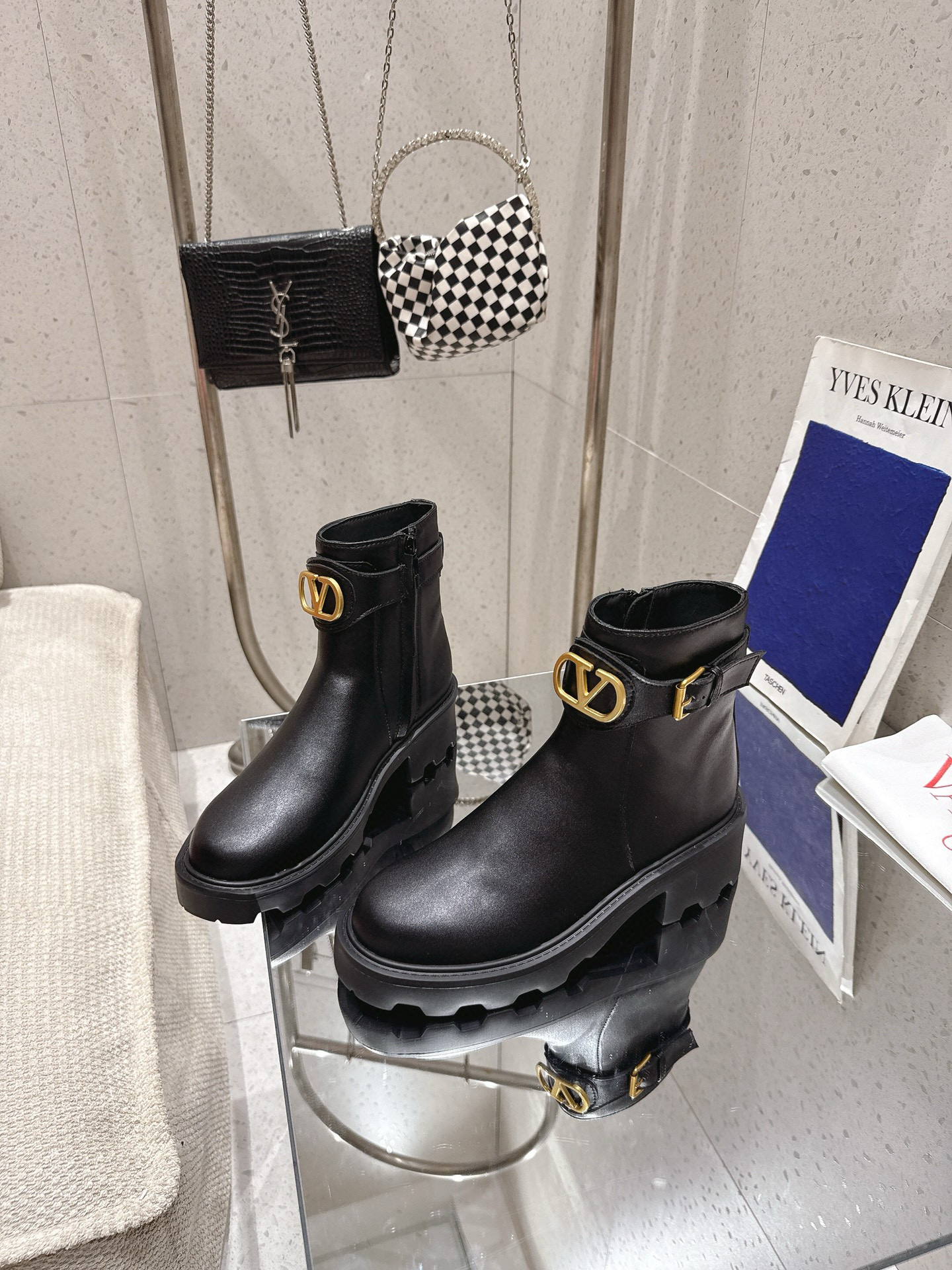 발렌티노 5.5CM 여자 부츠