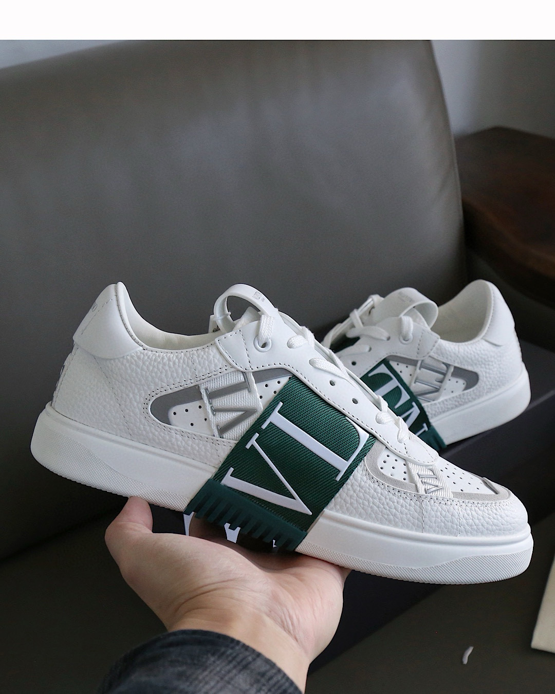 발렌티노 남녀공용 신발 운동화 스니커즈