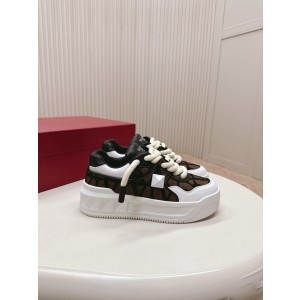 발렌티노 남녀공용 신발 운동화 스니커즈