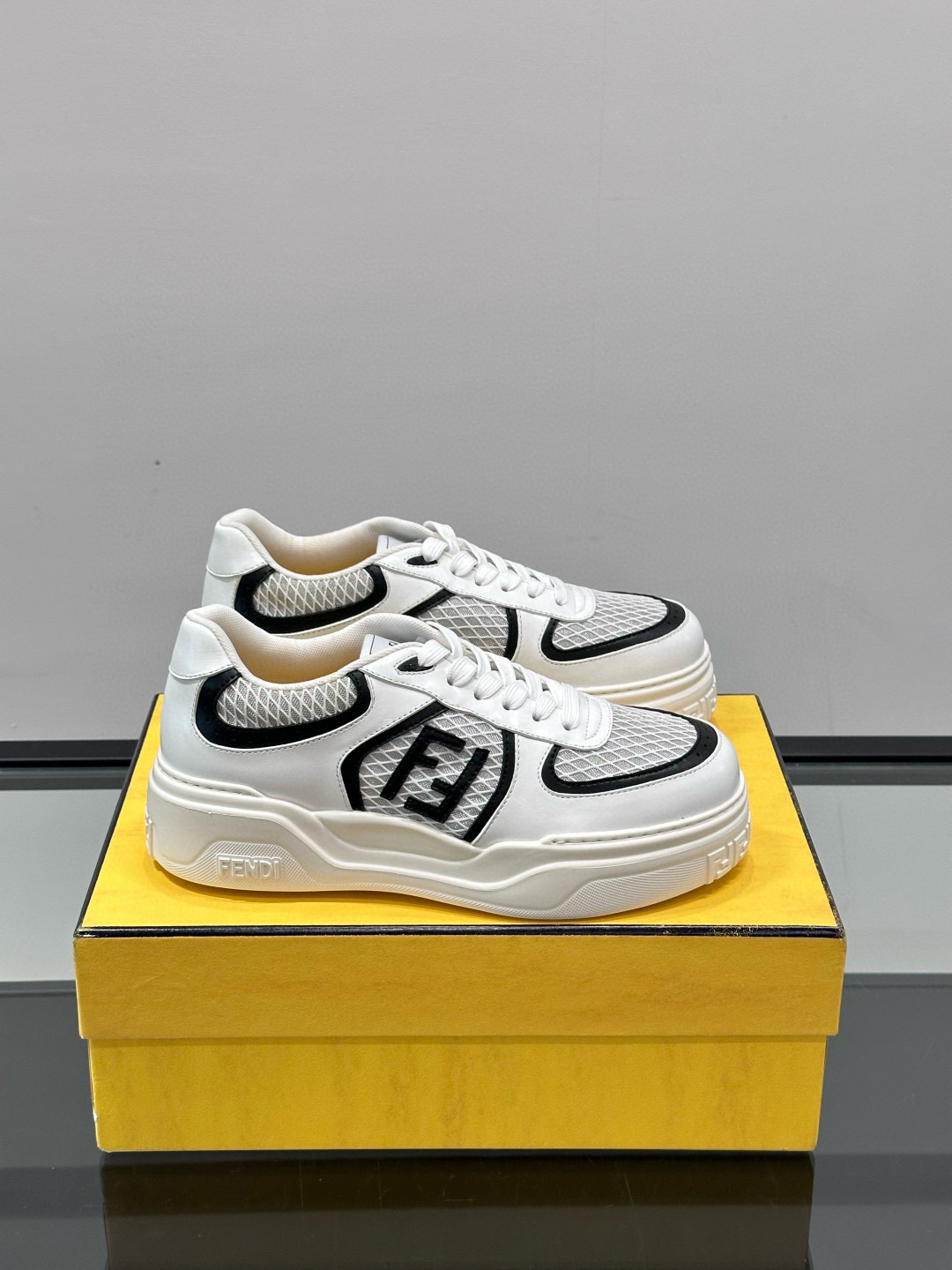 펜디 남자 신발 운동화 스니커즈