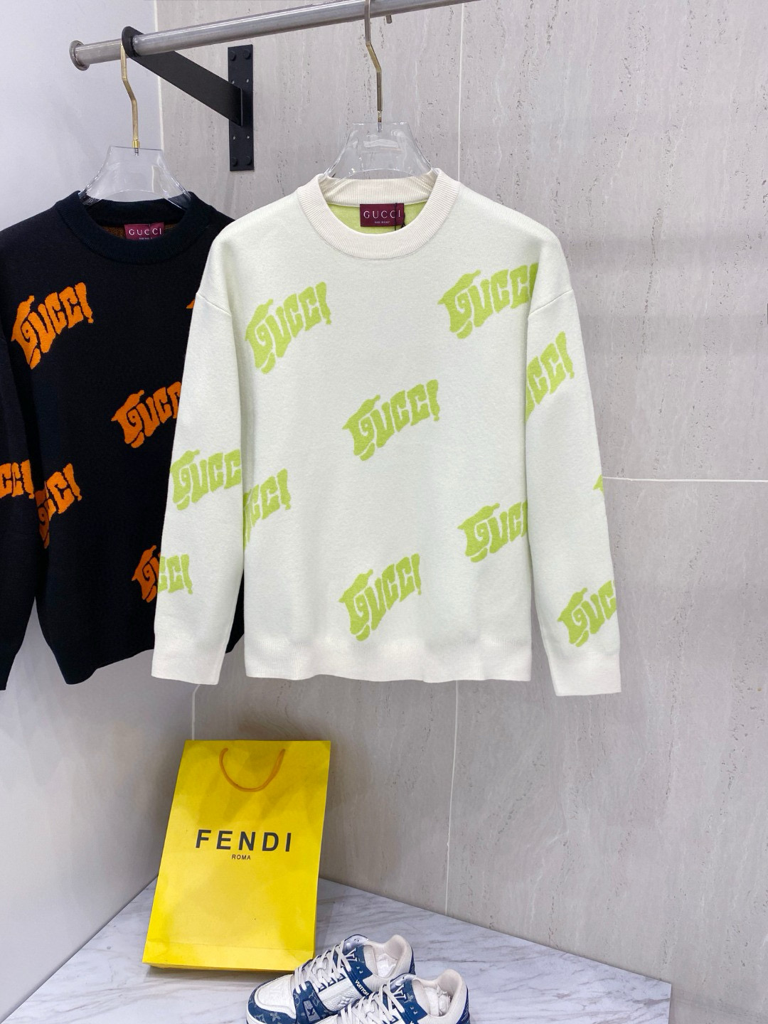 구찌 남자 니트