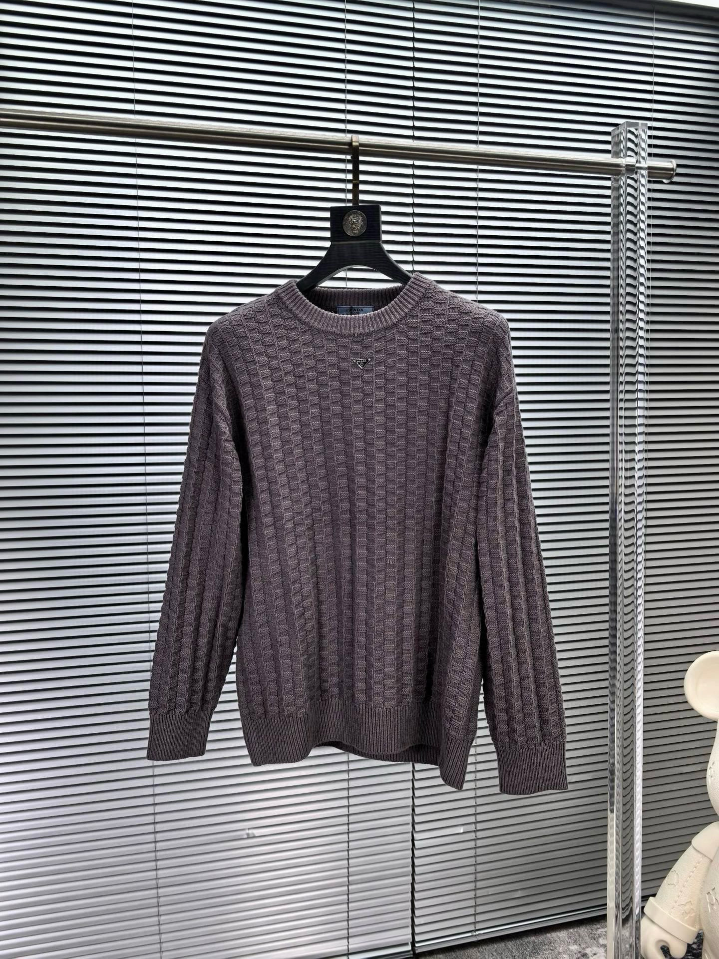 프라다 남자 니트