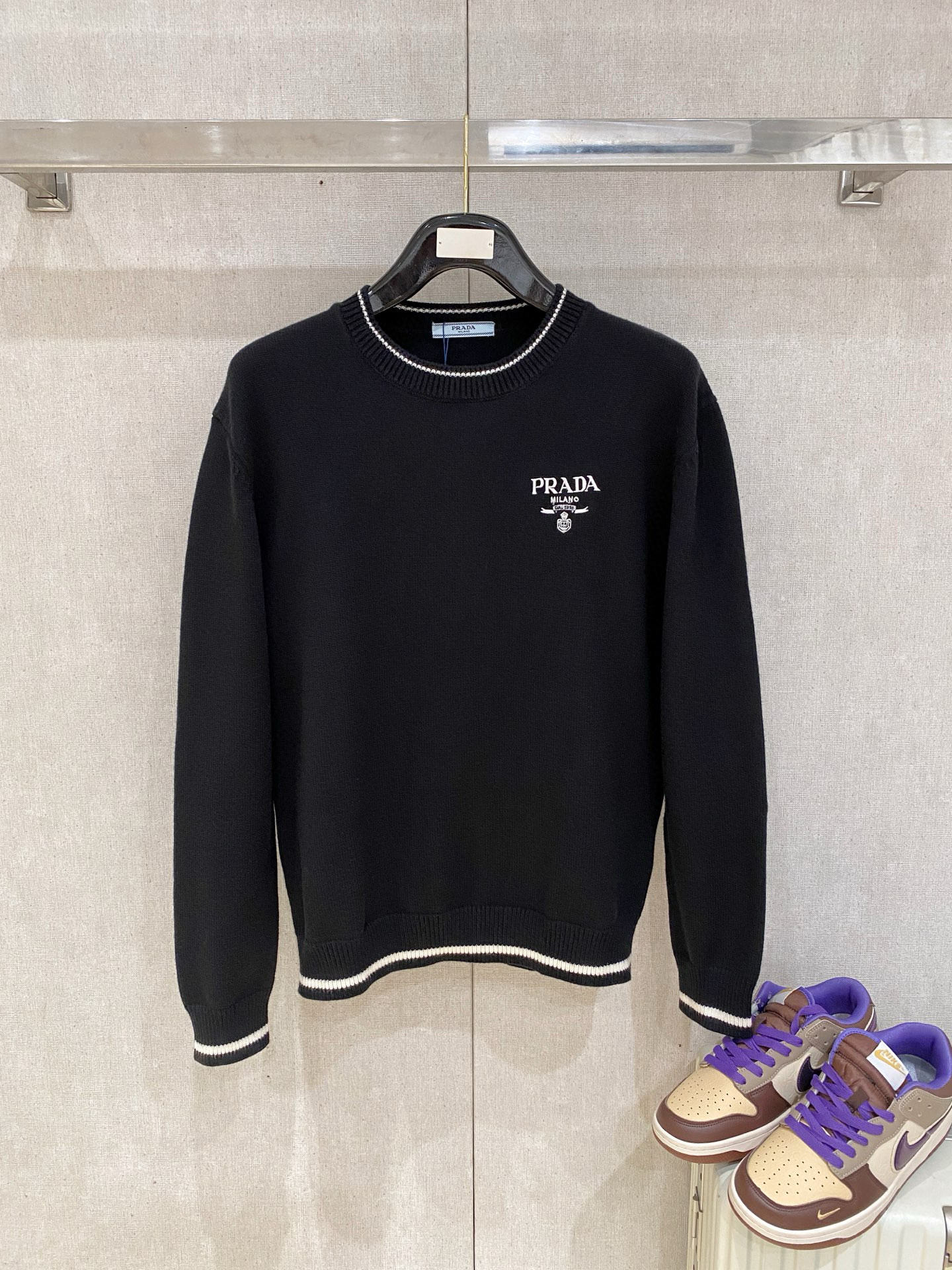 프라다 남자 니트